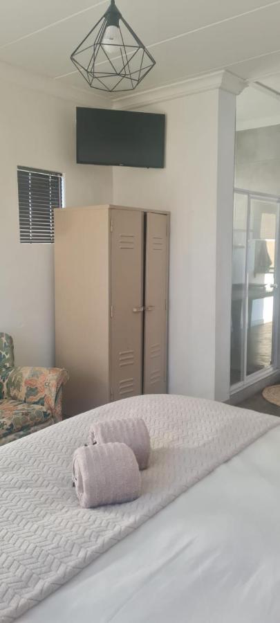 Dewdrop Farm Stay Ermelo Kültér fotó